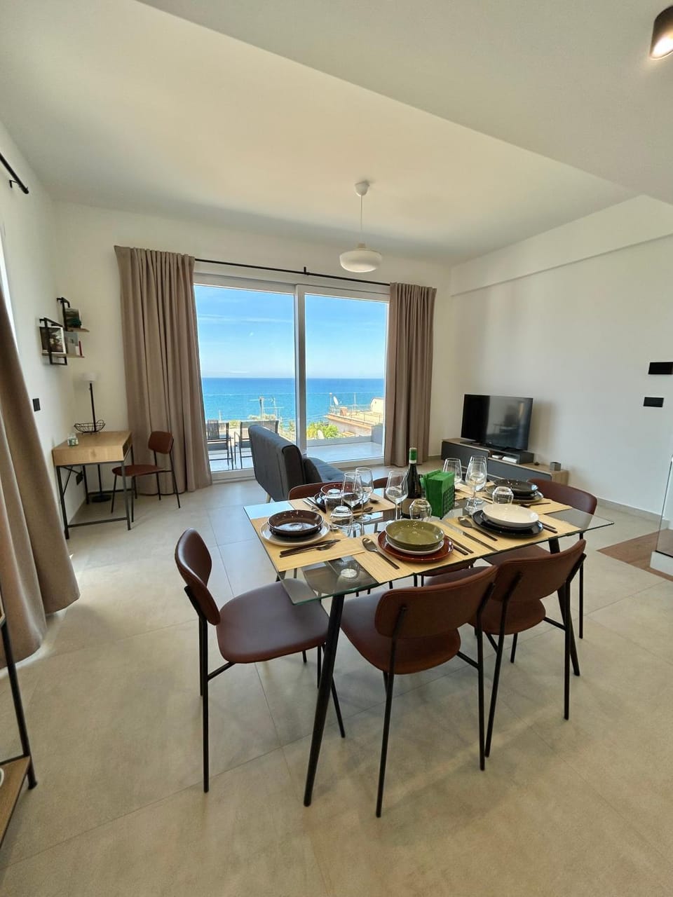 Blue Horizon Hub Apartment in Sicily