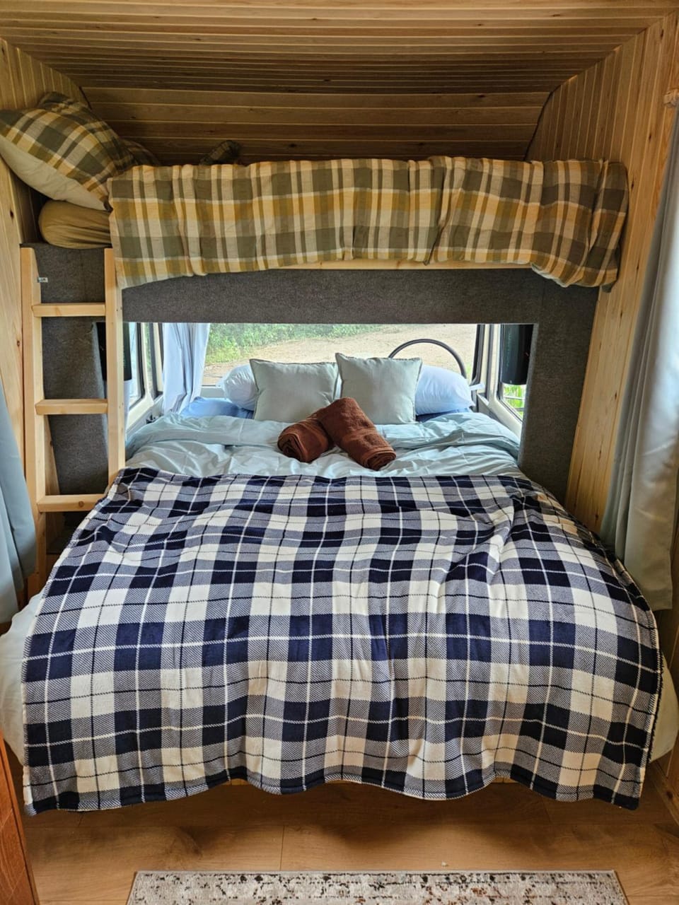 The Horse Box Hut Apartment in Wales