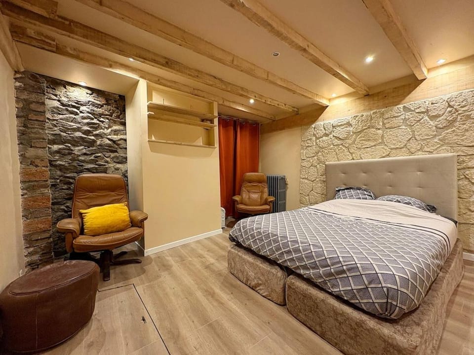 Maison Cosy au Pied du Château & Une Vue Unique House in Saint-Étienne