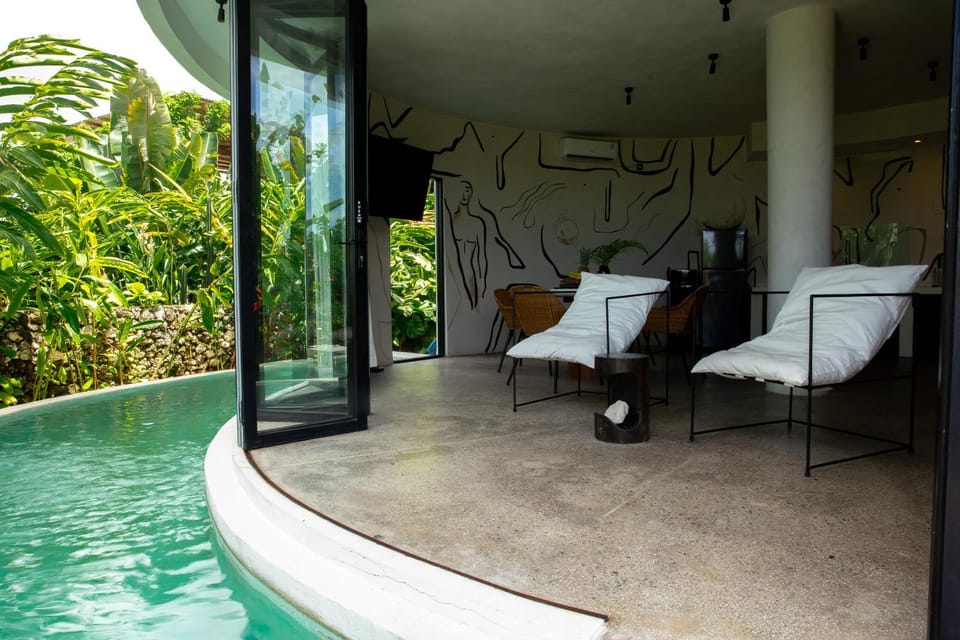 Balcony/Terrace, On site, Pool view, Swimming pool