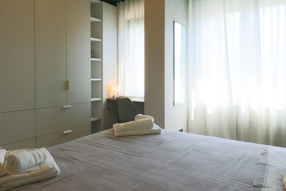 Kitchen or kitchenette, kitchen