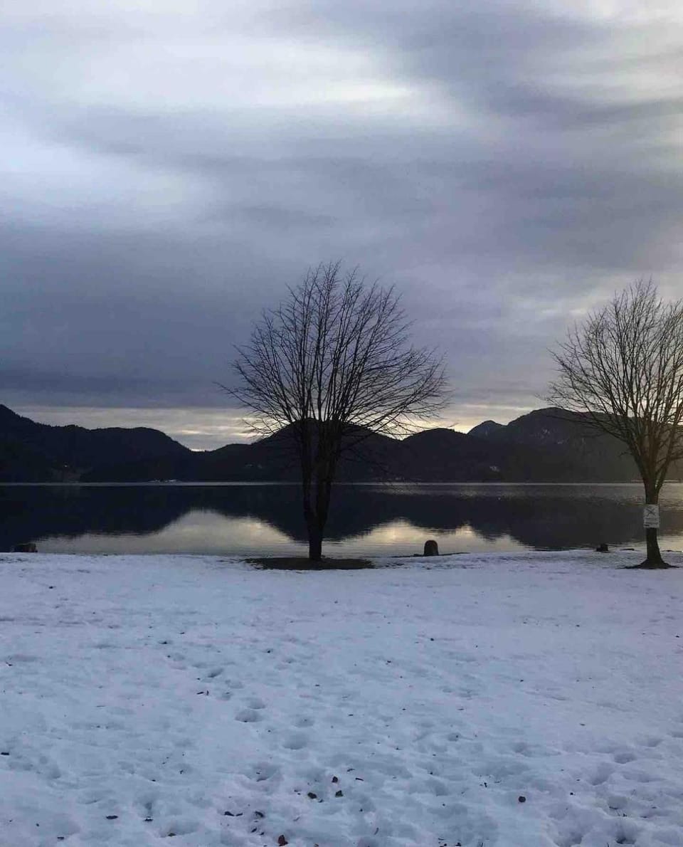 Lakehouse Gretel apartment on Ground floor Sleeps 2 comfortably, maximum 4 Apartment in Kochel