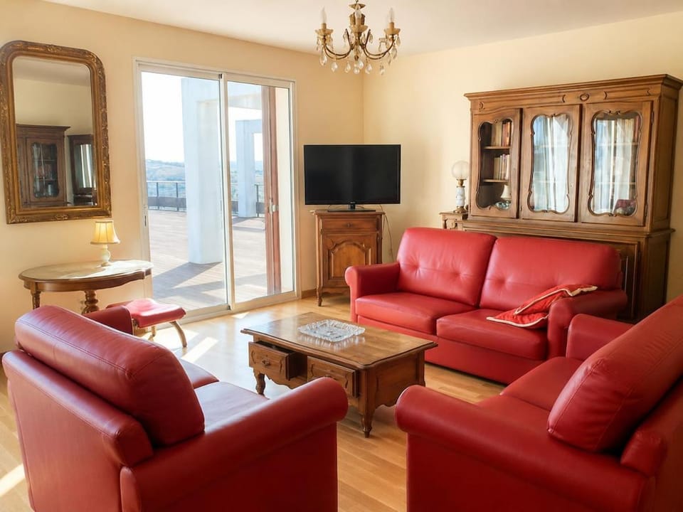 Panoramic villa and exceptional terrace House in Narbonne
