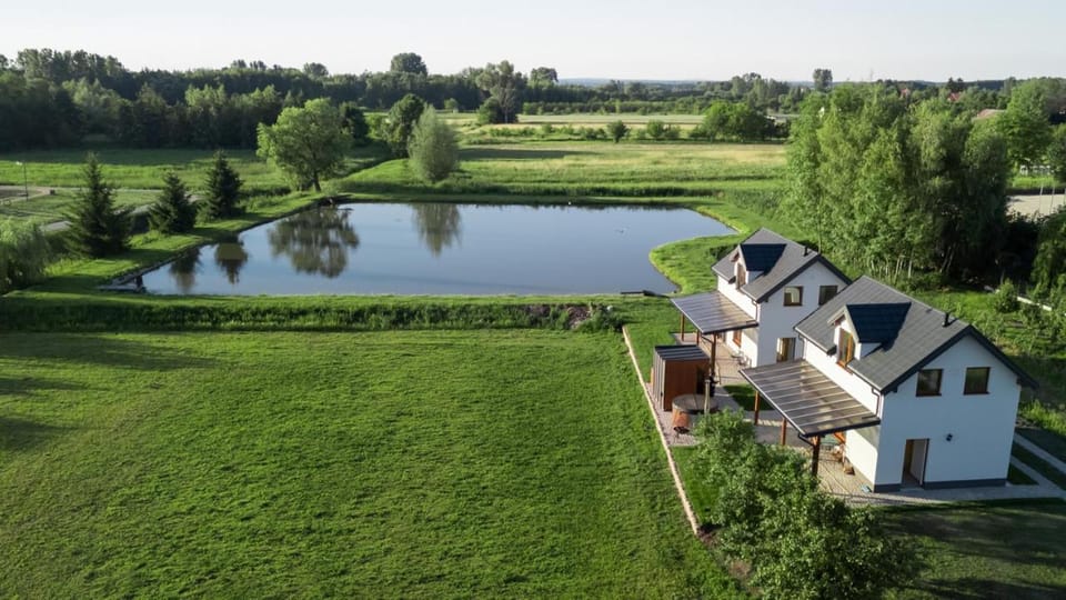 Domki Różane Nad Stawem House in Poland