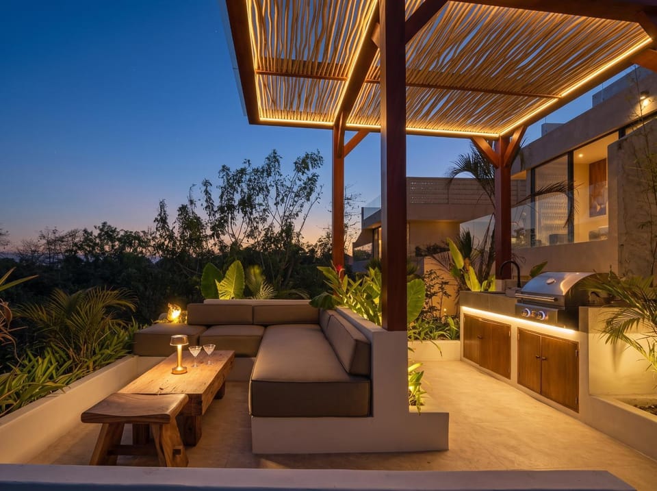 Patio, Balcony/Terrace, Balcony/Terrace, Seating area