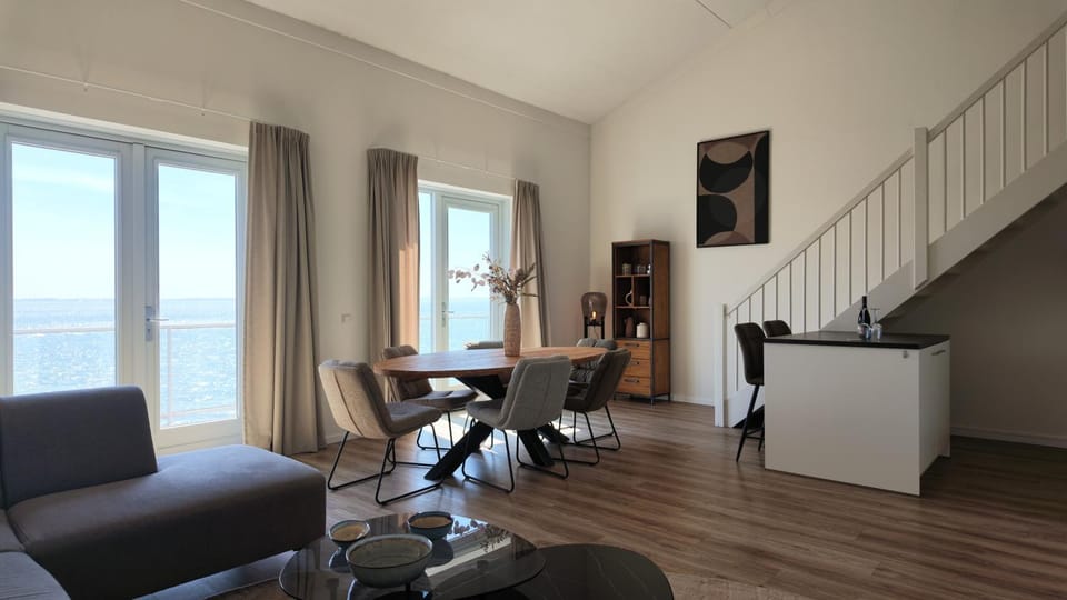 Kitchen or kitchenette, Living room, Dining area