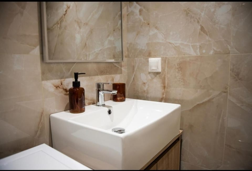 Q Platytera Apartments, Corfu Town Apartment in Corfu