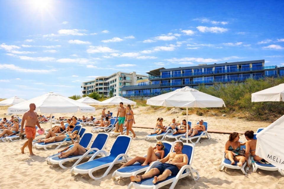Summer Vibe Gallery Apartment in Sunny Beach