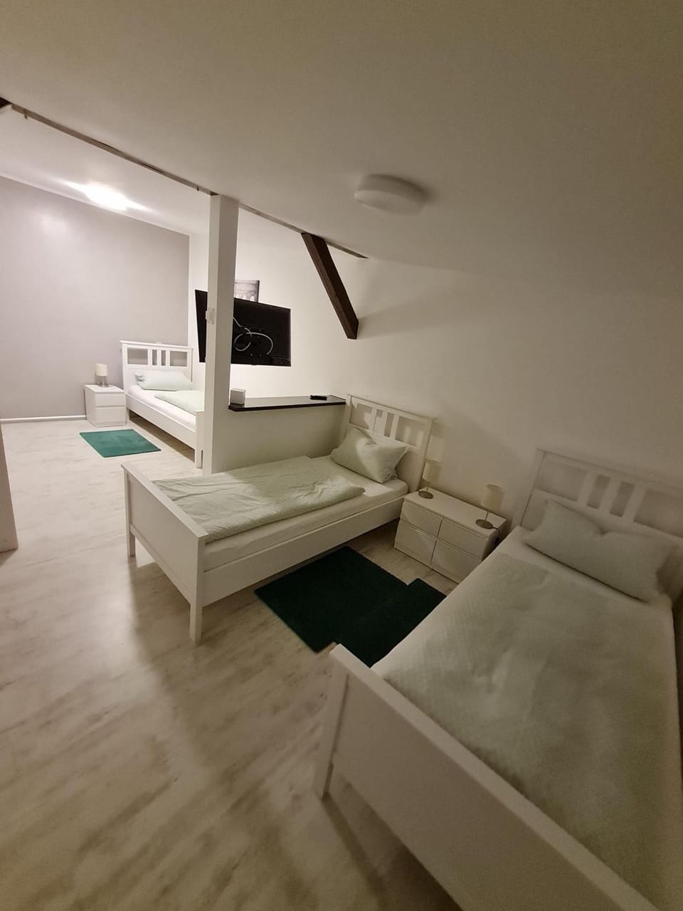 Fewo-3-in-Magdeburg-Fermersleben-mit-WLAN-Klima Apartment in Magdeburg