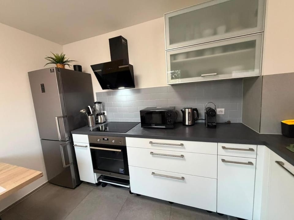 Studio Etoile Elegance Apartment in Grand Est