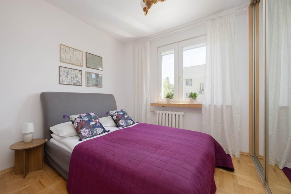 Bed, Photo of the whole room, Bedroom, internet
