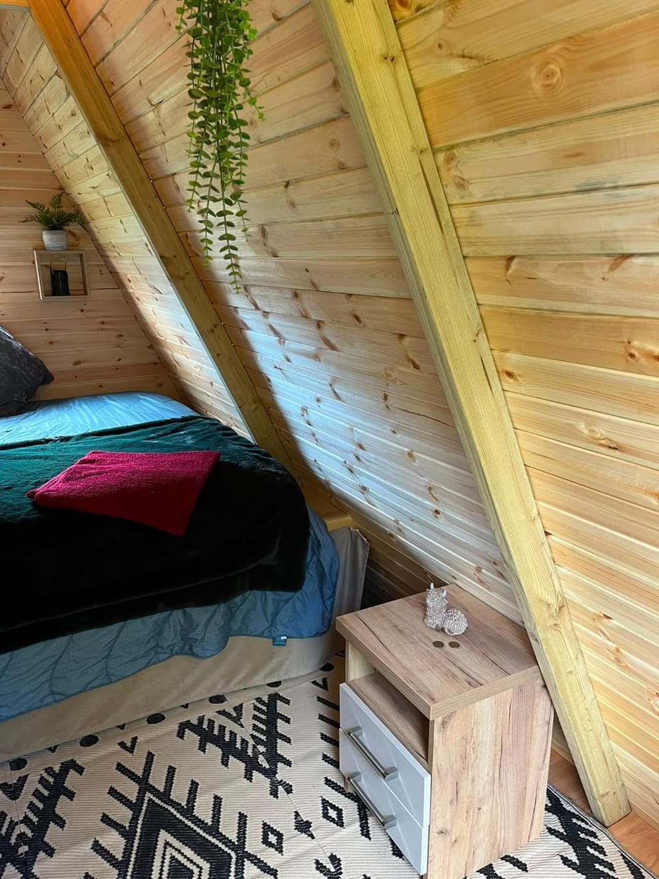 Medway wharf marina glamping Wild Nest Luxury tent in Tonbridge and Malling District