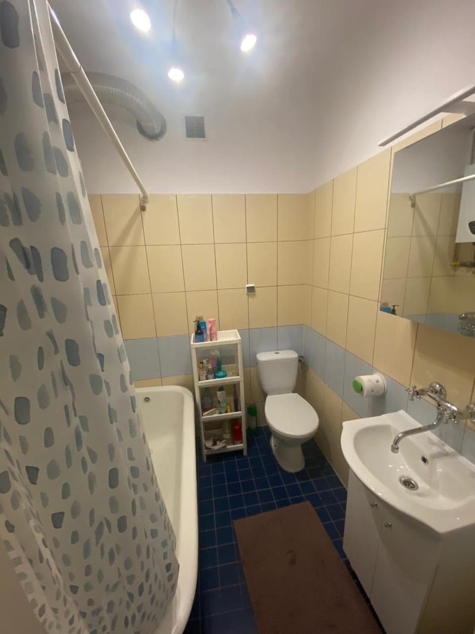 Jednoosobowy pokój w mieszkaniu 3 pokojowym Apartment in Pomeranian Voivodeship