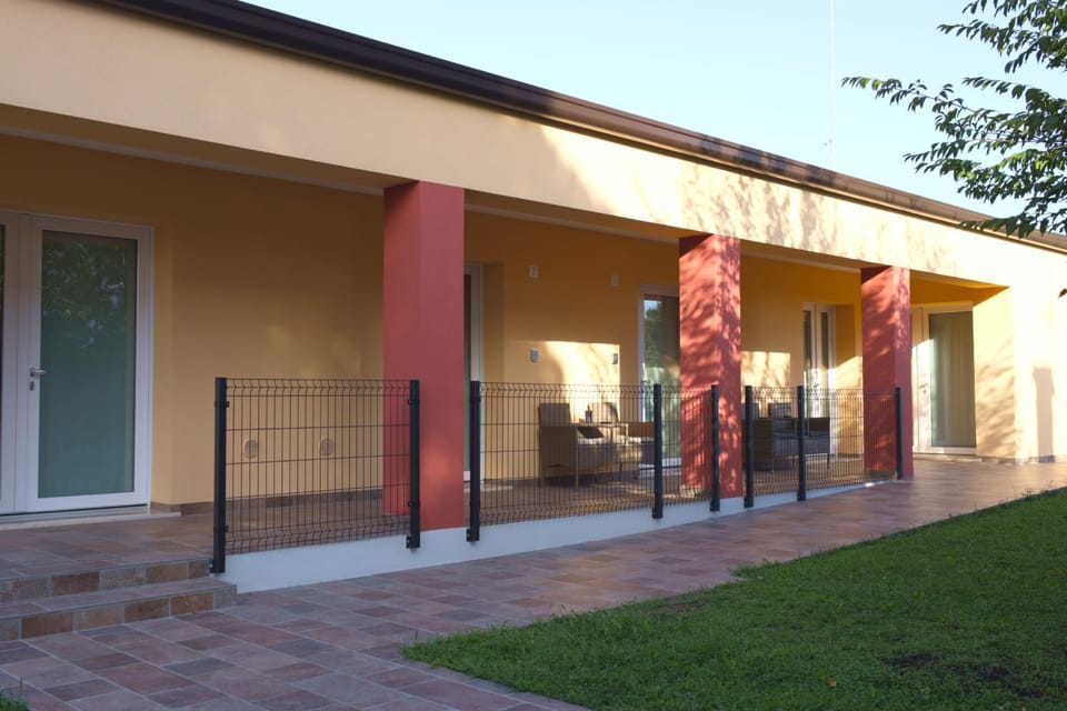 Property building, Patio, Summer, Garden
