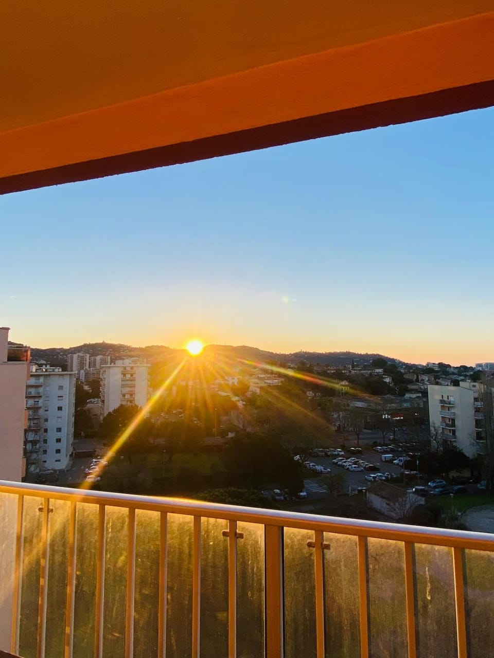 Vue panoramique, spacieux et lumineux appartement - La Joie de Vivre Apartment in Mougins