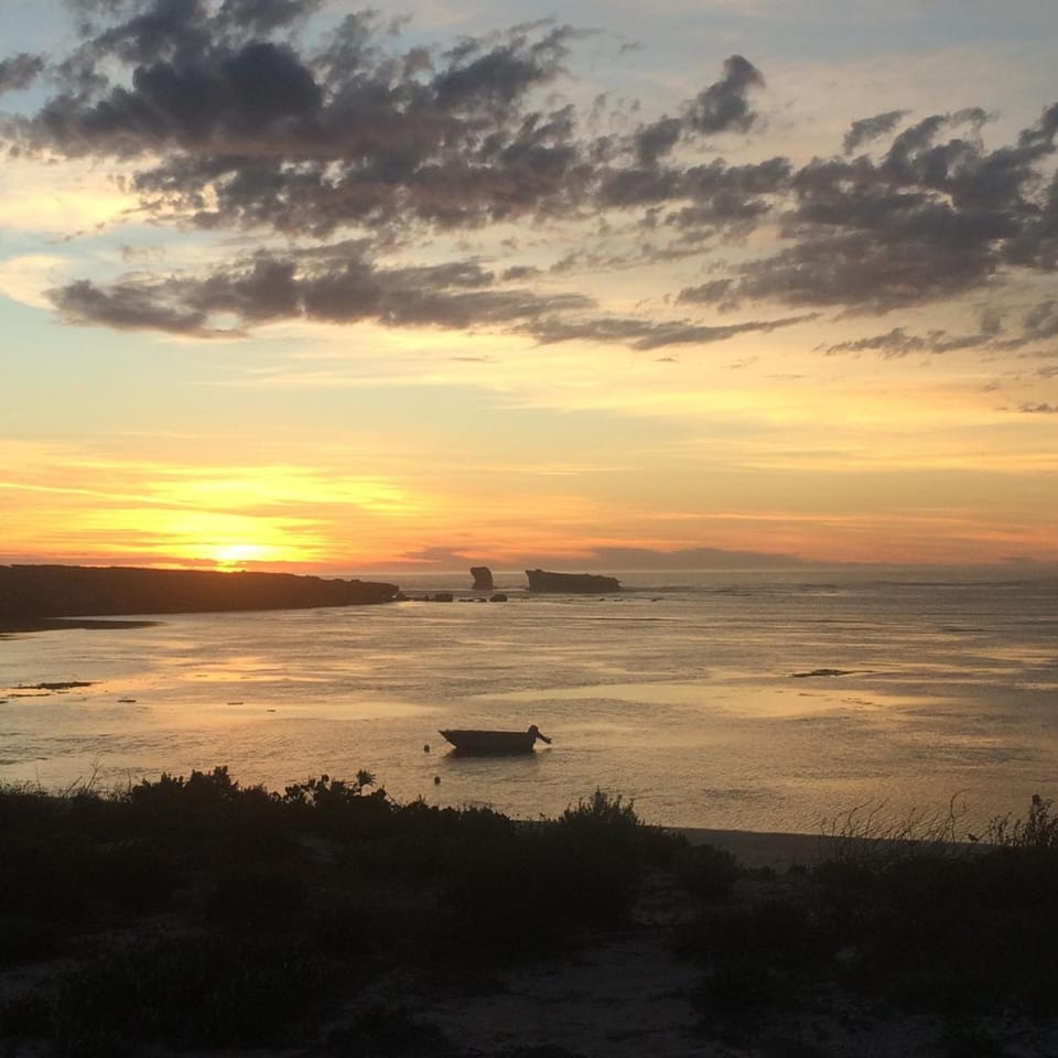 Elliston Waterloo Bay Tourist Park Campground/ 
RV Resort in South Australia