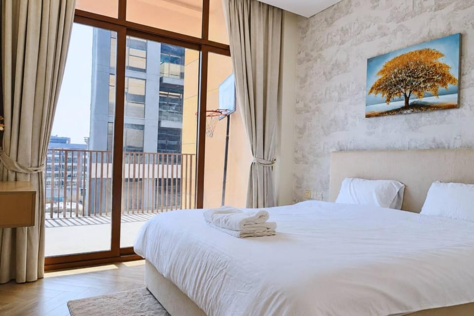 Spacious 2BR Pool, Gym, Balcony & Parking Apartment in Dubai
