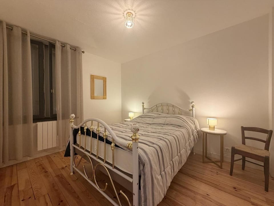 The Market Balcony Apartment in Auvergne-Rhône-Alpes