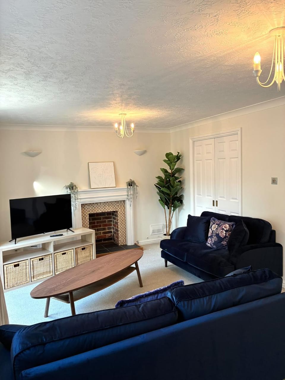 Communal lounge/ TV room, Living room