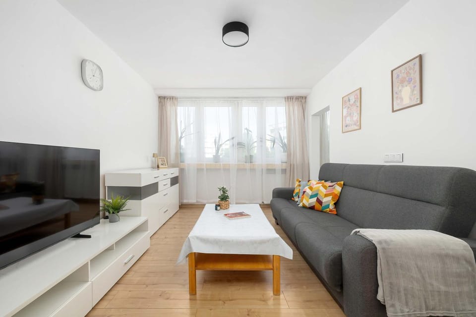 TV and multimedia, Seating area
