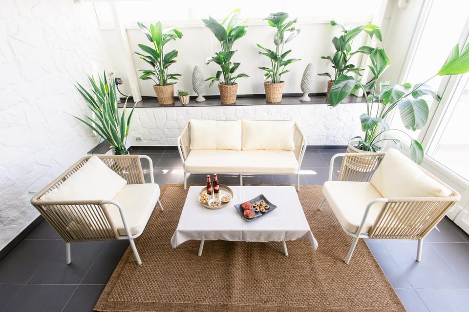 Balcony/Terrace, Balcony/Terrace, Seating area, Dining area