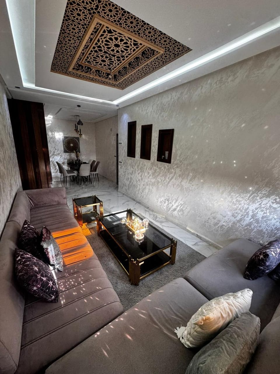 Chic, Modern & Bright Apartment Apartment in Meknes