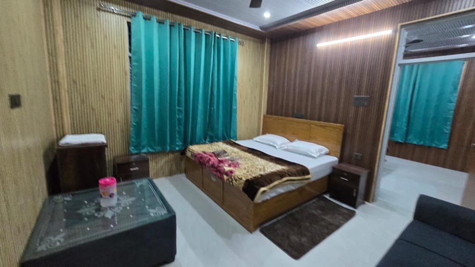 Maa Janki Home Vacation rental in Uttarakhand