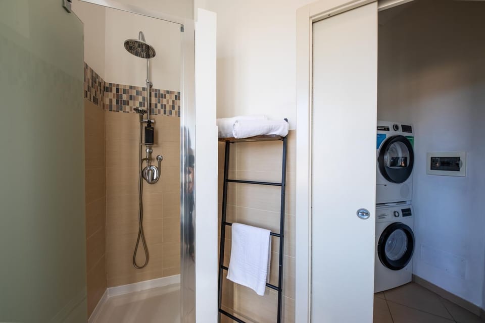 Shower, Bathroom, hair dryier, washing machine, dryer