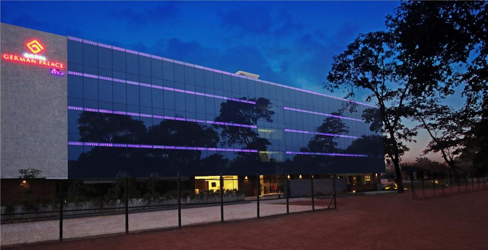 Property building, Facade/entrance, City view, Street view