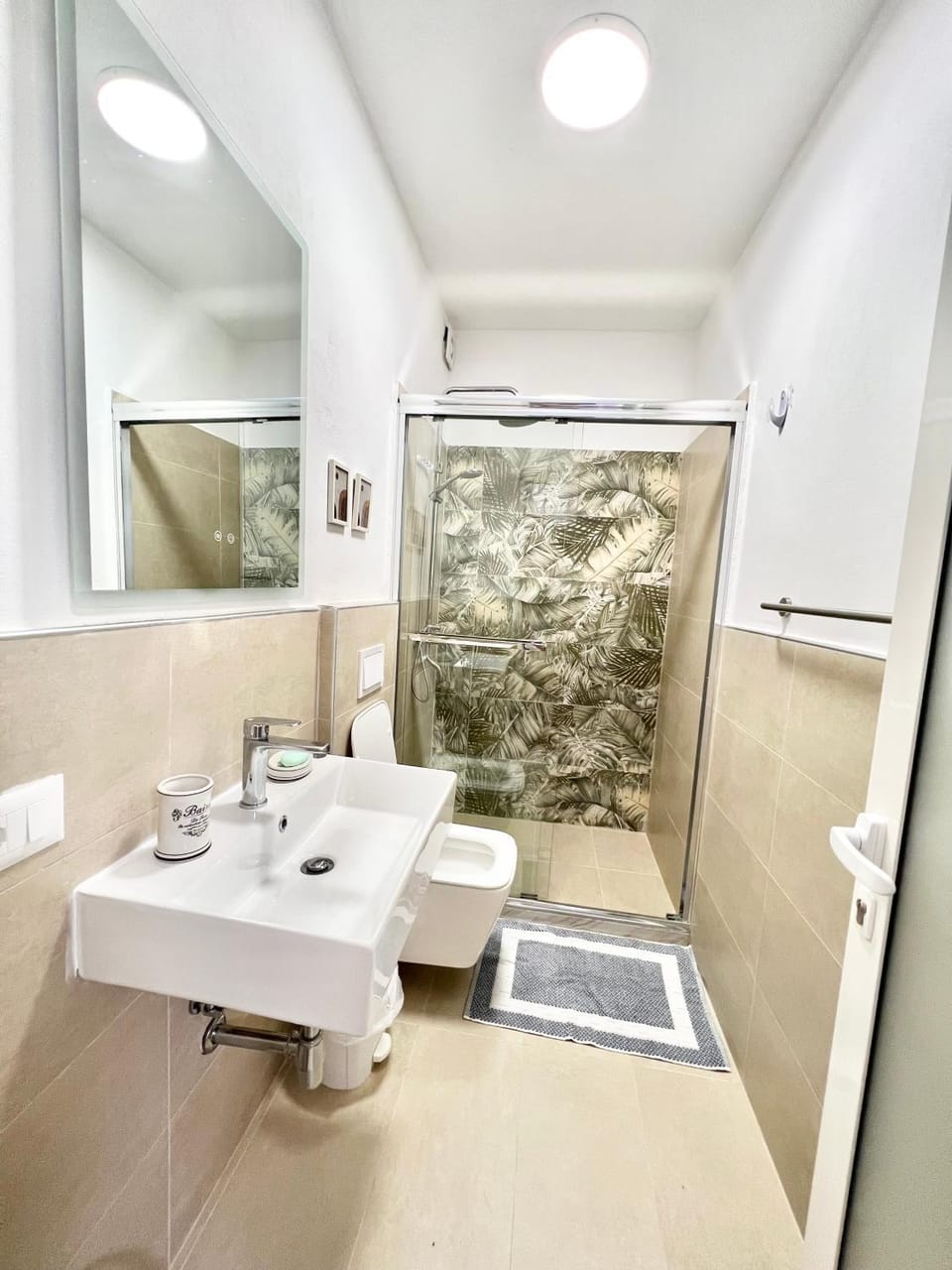 Art apartments in Kavaja Rock, Durres Apartment in Tirana County, Albania