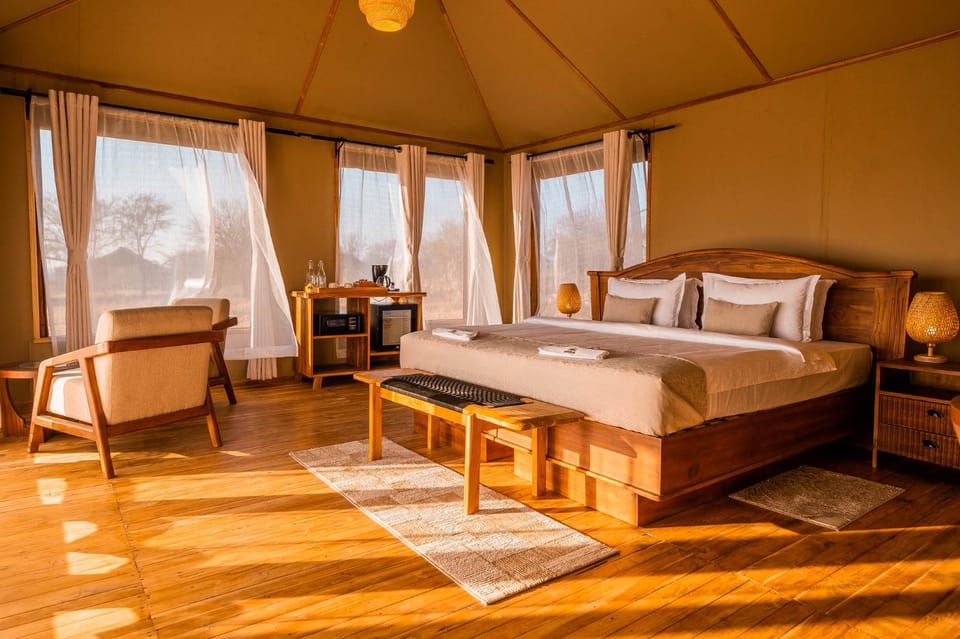 Bushland Luxury Camp Luxury tent in Tanzania