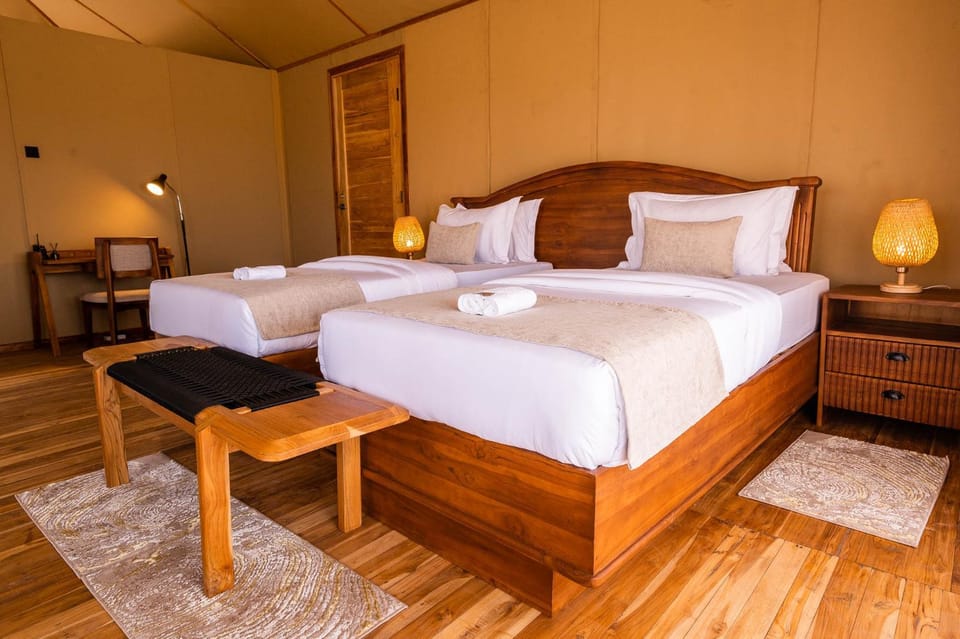 Bushland Luxury Camp Luxury tent in Tanzania