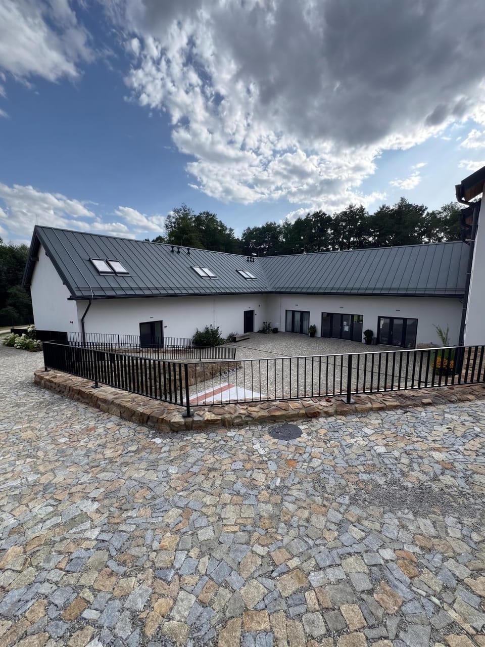 Property building, Inner courtyard view