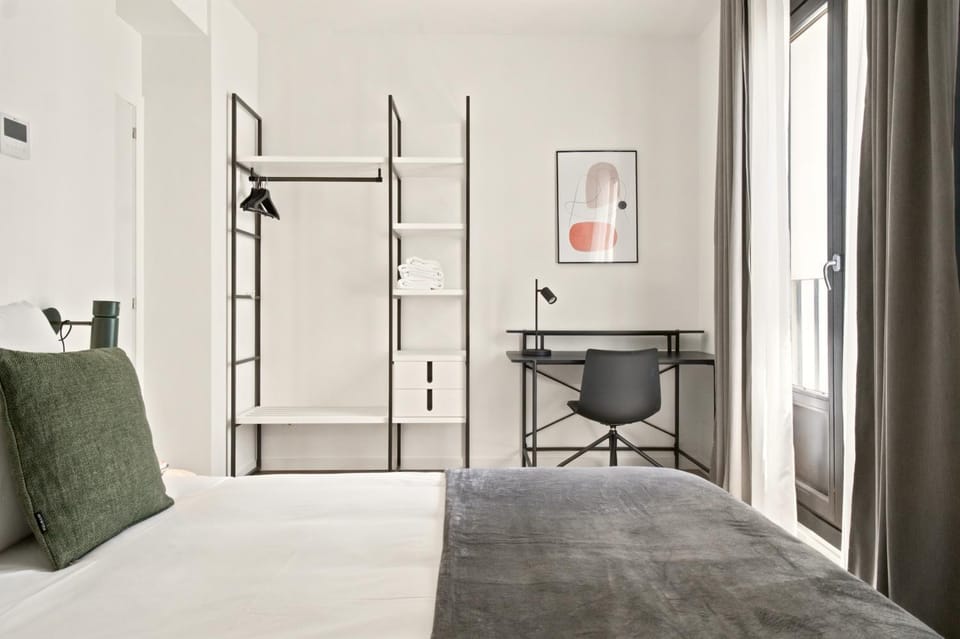 Bed, Bedroom
