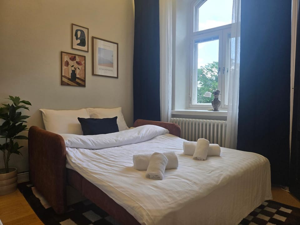 Bed, TV and multimedia, Living room, heating, internet, towels, wardrobe