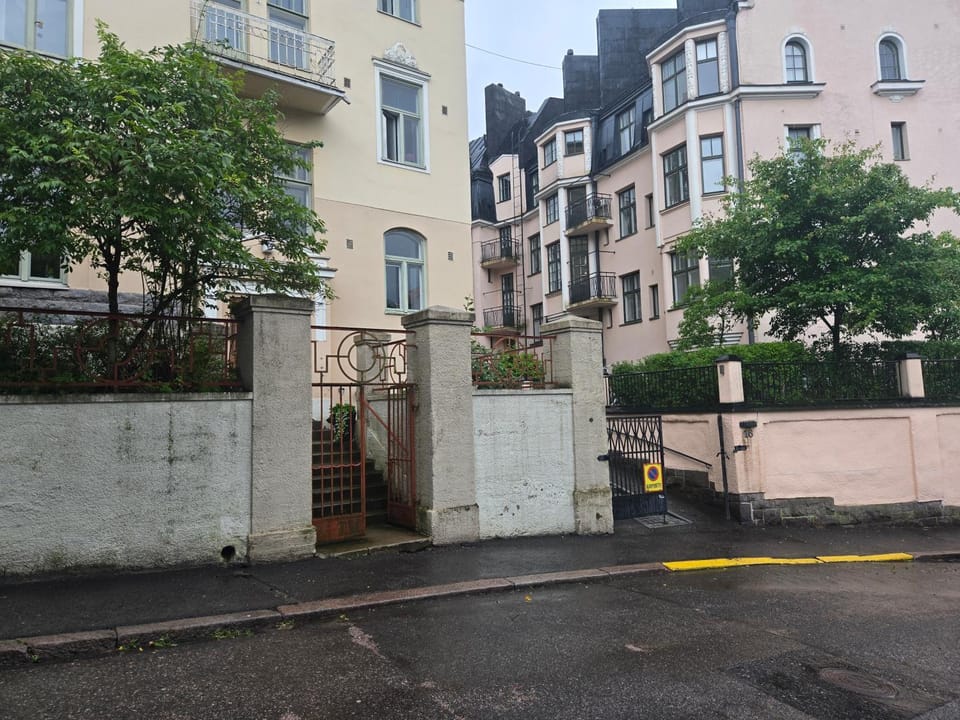 Property building, Facade/entrance, Summer, Location, Quiet street view