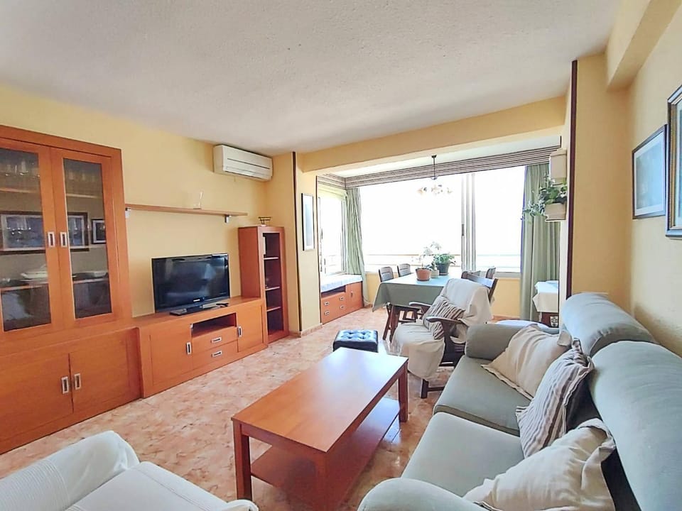 TV and multimedia, Dining area, air conditioner
