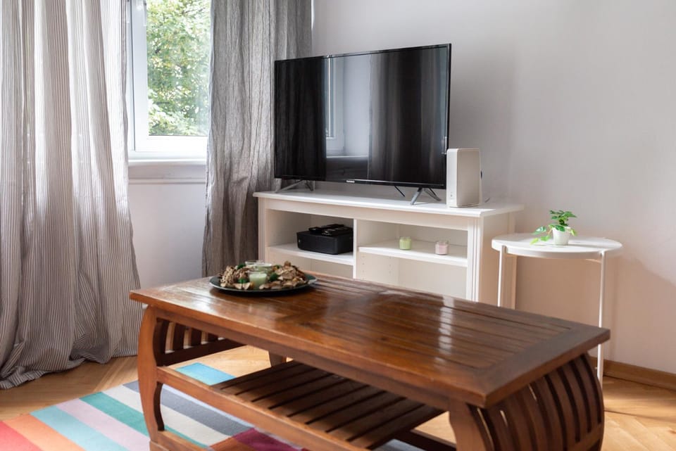 TV and multimedia, Living room