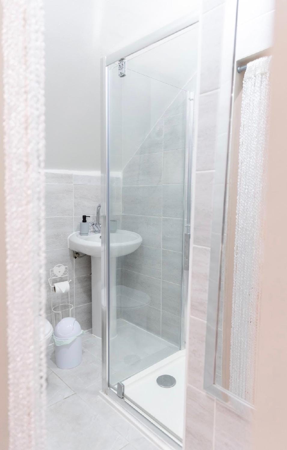 Spacious 4-Bed Home in Burnham Apartment in Taplow