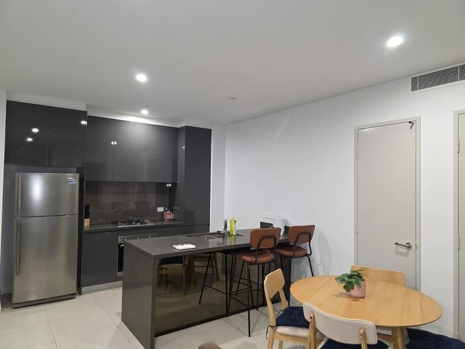 Mascot 2 beds 13 Close to station easy to anywhere Apartment in Mascot