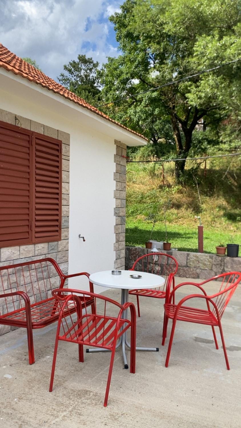Vrela vacation House in Budva Municipality