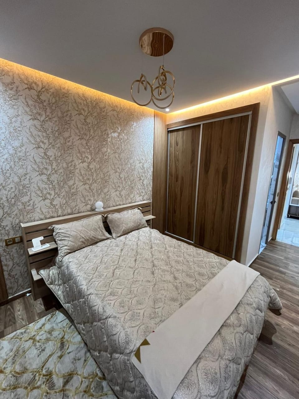 Flowers Apartment in Casablanca-Settat
