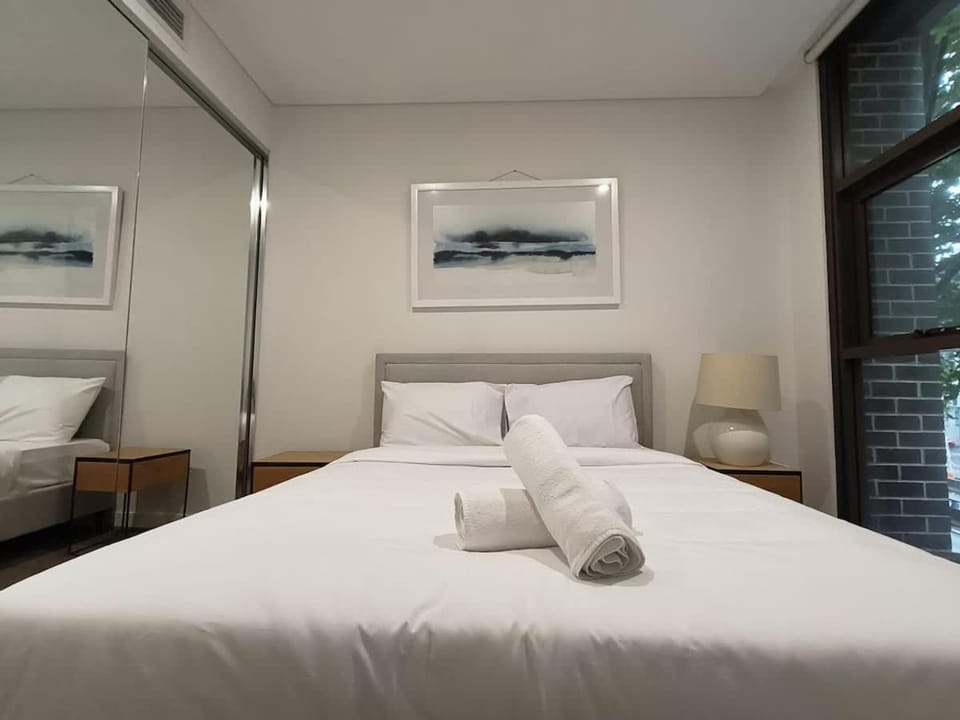 Sydney CBD 2BR 101 Easy Walk to Darling Harbour Apartment in Sydney