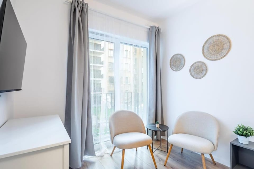 Balcony - Rooftop Access - NEW Studio Apartment in Budapest