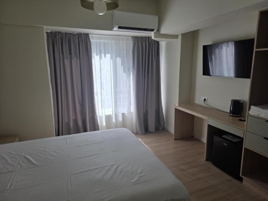 Great Stay - Thaleia Muses Suite -Pedion Areos Park Apartment in Athens