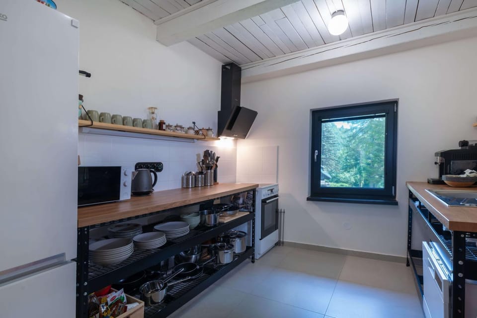 Kitchen or kitchenette, stove