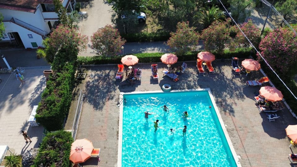 Bird's eye view, Swimming pool