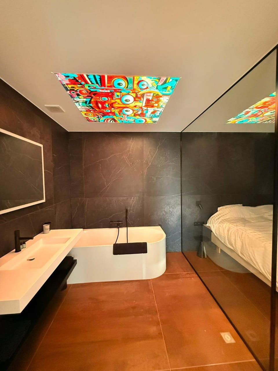 Bed, Bathroom, Bedroom, towels