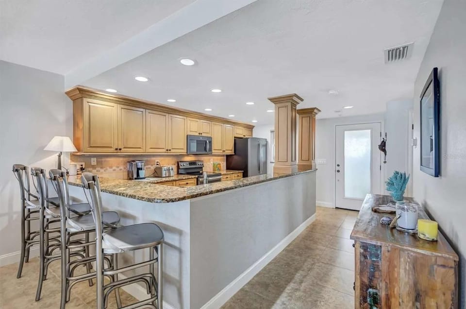 Siesta Key Beachfront Retreat with Gulf Views Apartment in Siesta Beach
