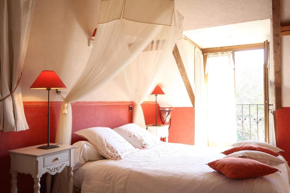 LA VIGNE DU PONT Bed and Breakfast in Bourgogne-Franche-Comté